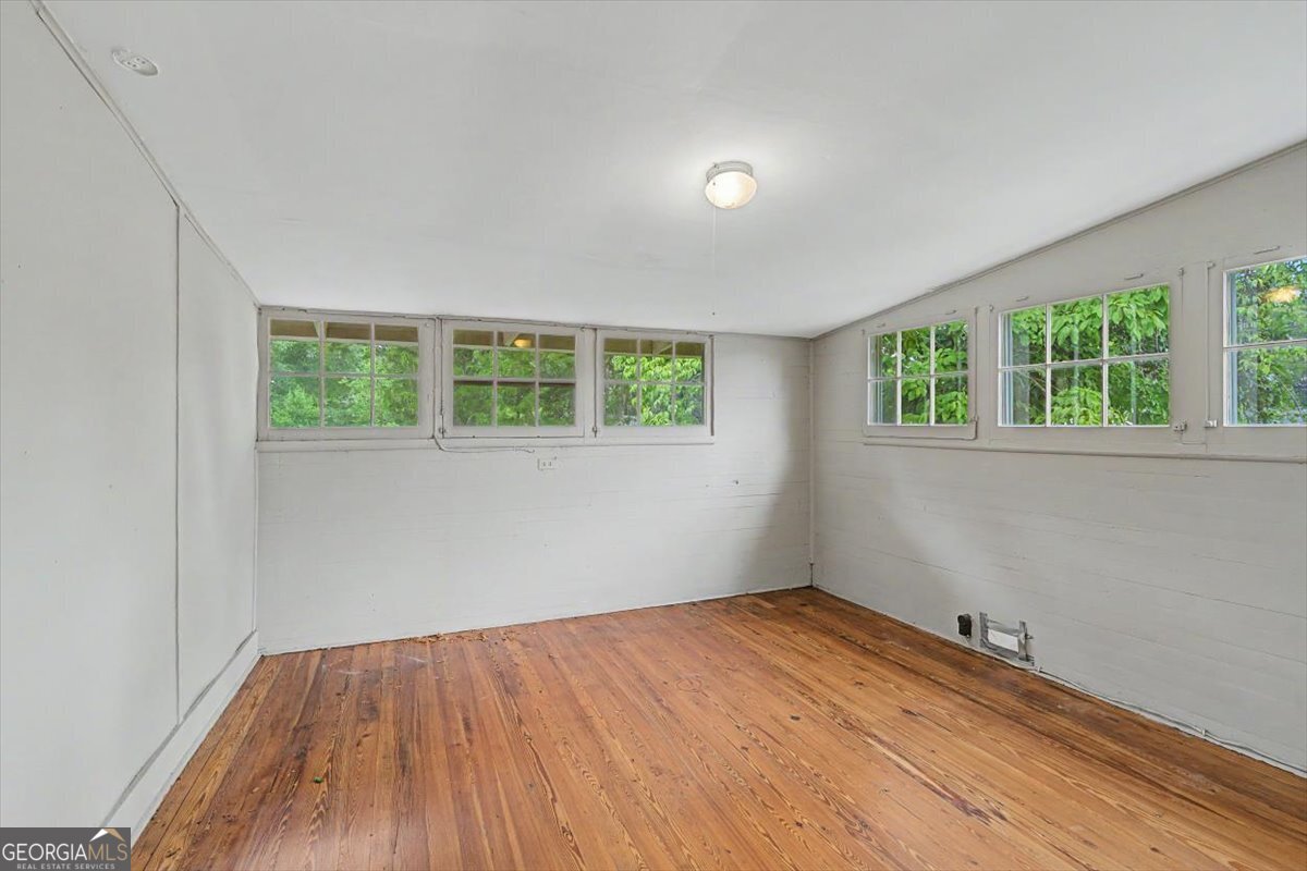 311 N College Street Property Photo 42