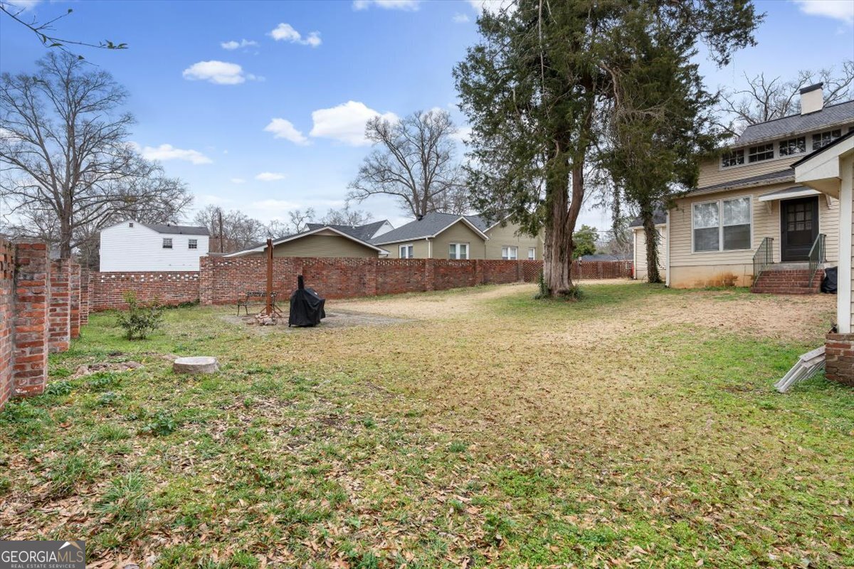 311 N College Street Property Photo 59