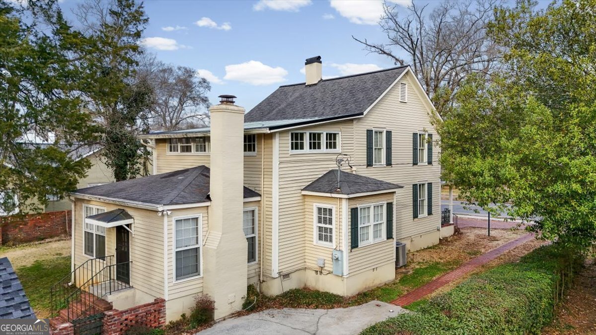 311 N College Street Property Photo 63
