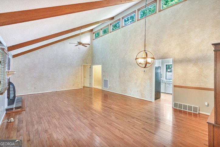 123 Forest Drive Property Photo 6