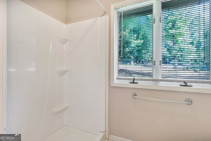 123 Forest Drive Property Photo 28