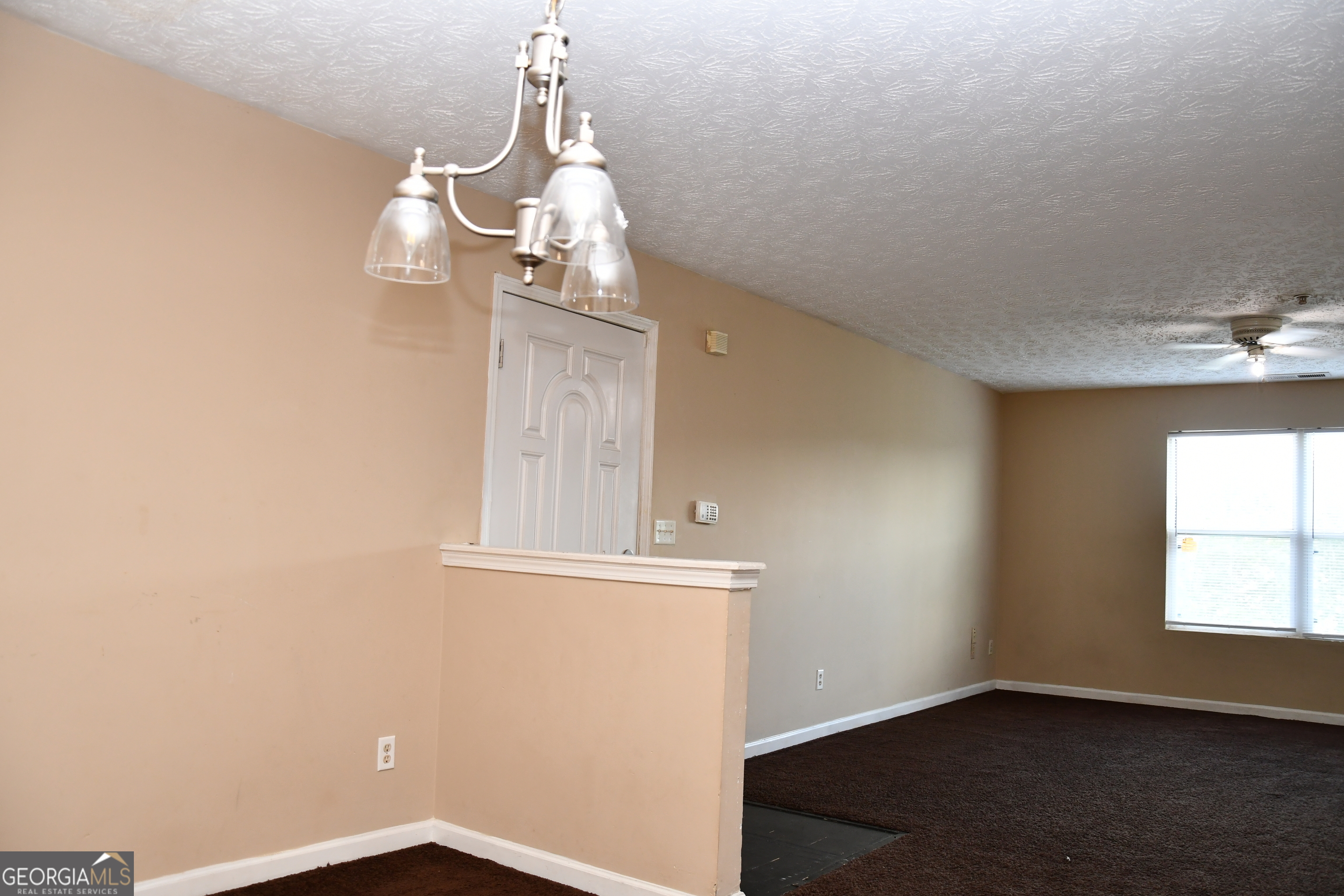 9301 Waldrop Place Property Photo 8
