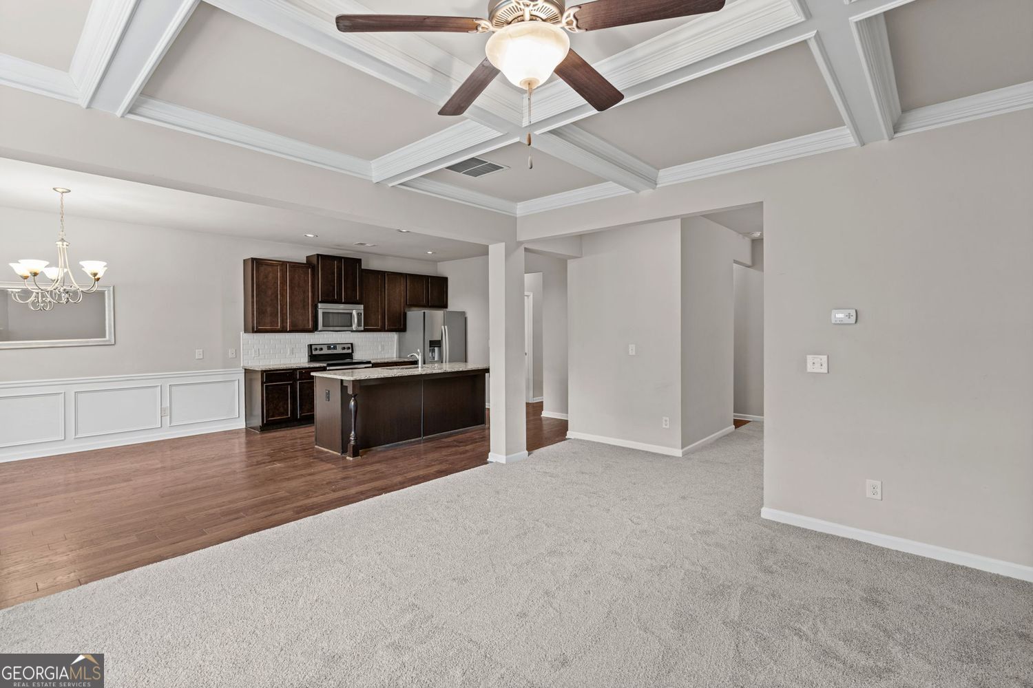 5343 Catrina Way Property Photo 11