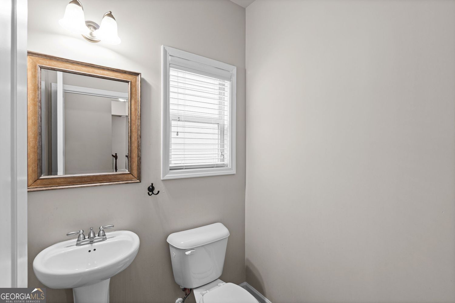 5343 Catrina Way Property Photo 19