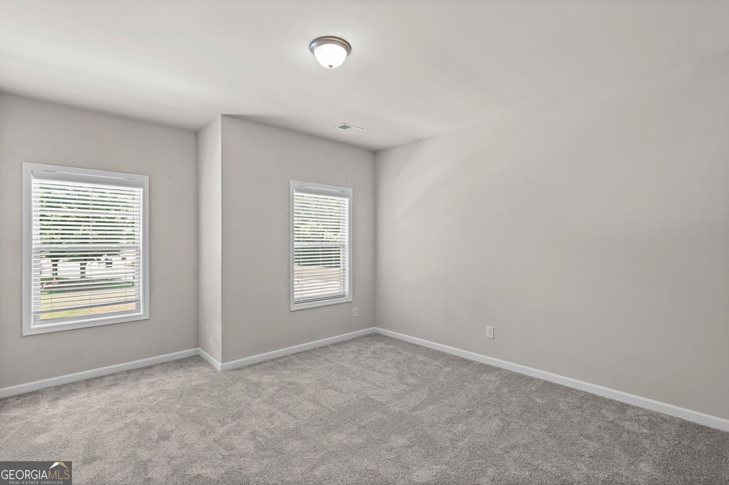 5343 Catrina Way Property Photo 25