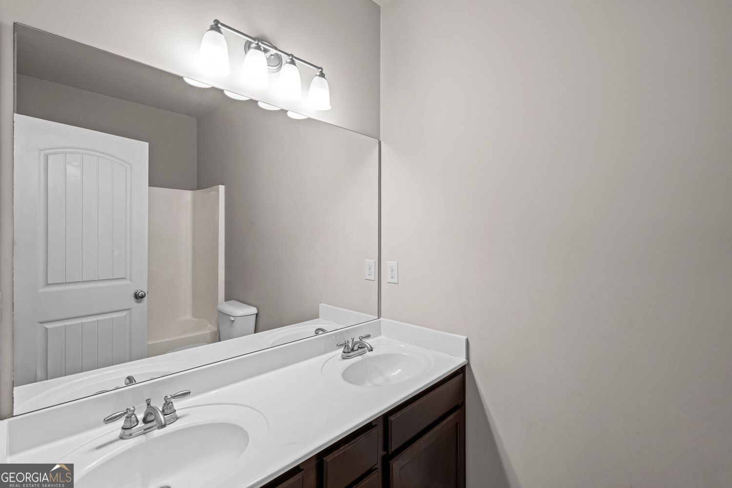 5343 Catrina Way Property Photo 28