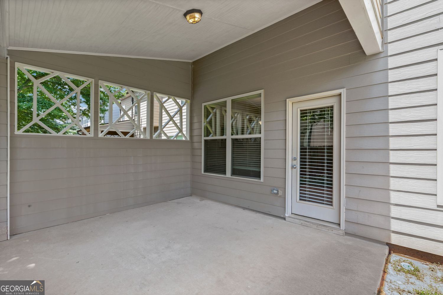 5343 Catrina Way Property Photo 31