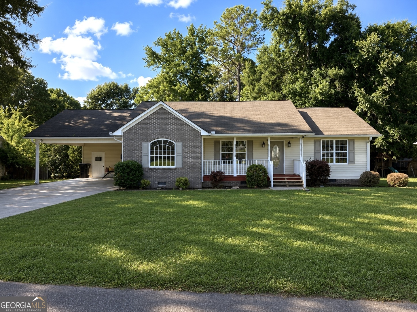 201 Briarwood Circle Property Photo 1