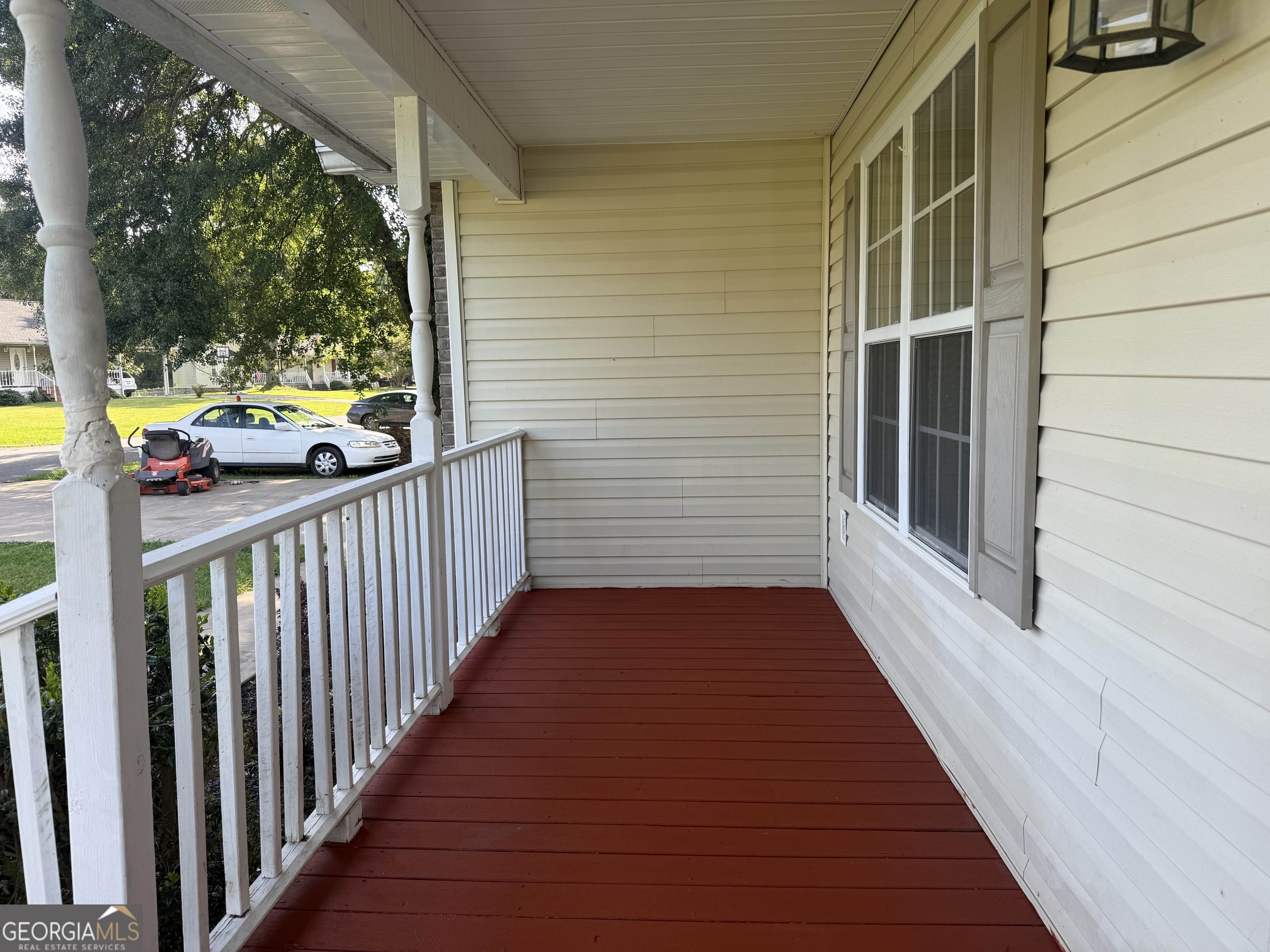 201 Briarwood Circle Property Photo 4