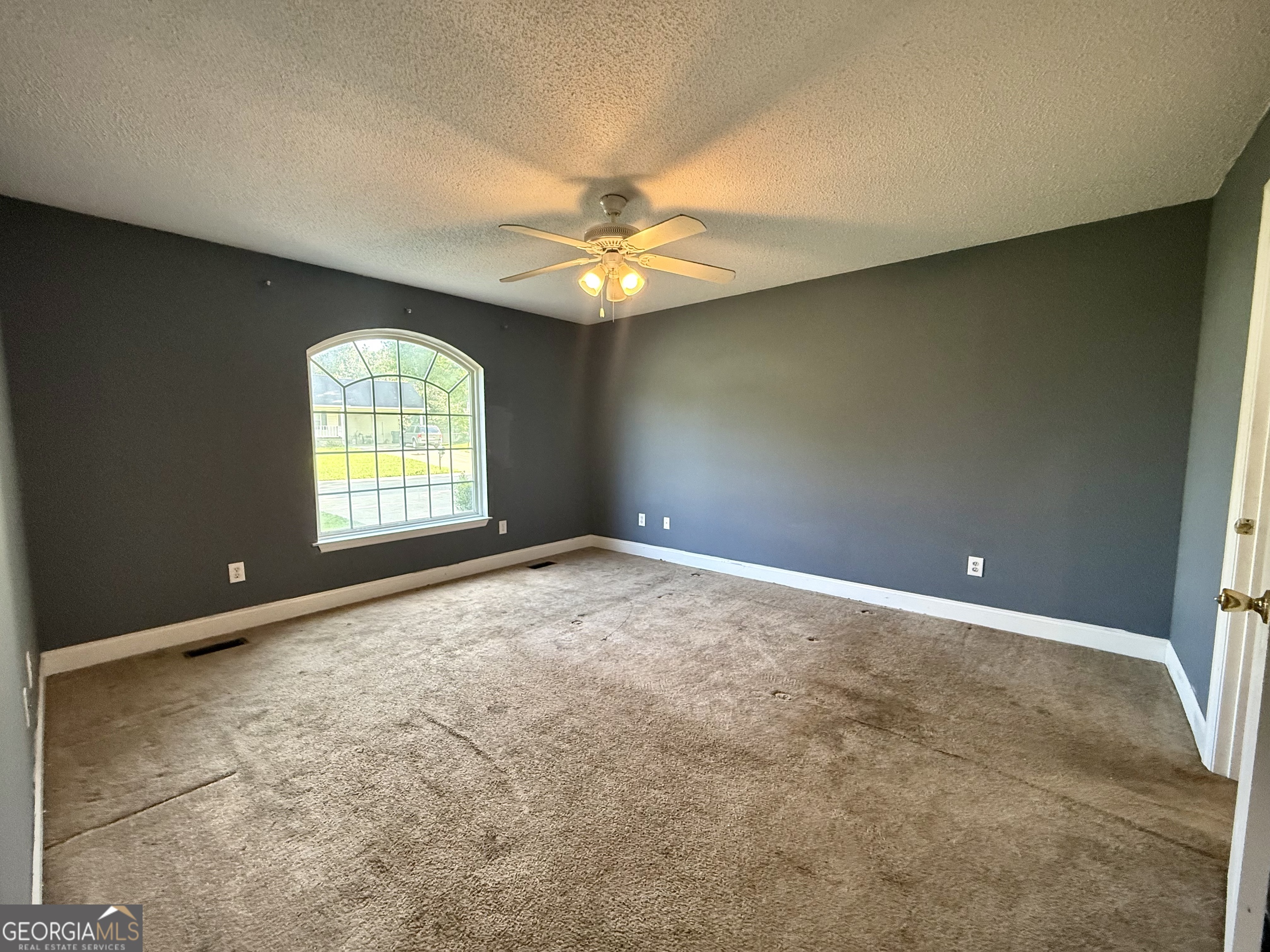 201 Briarwood Circle Property Photo 12