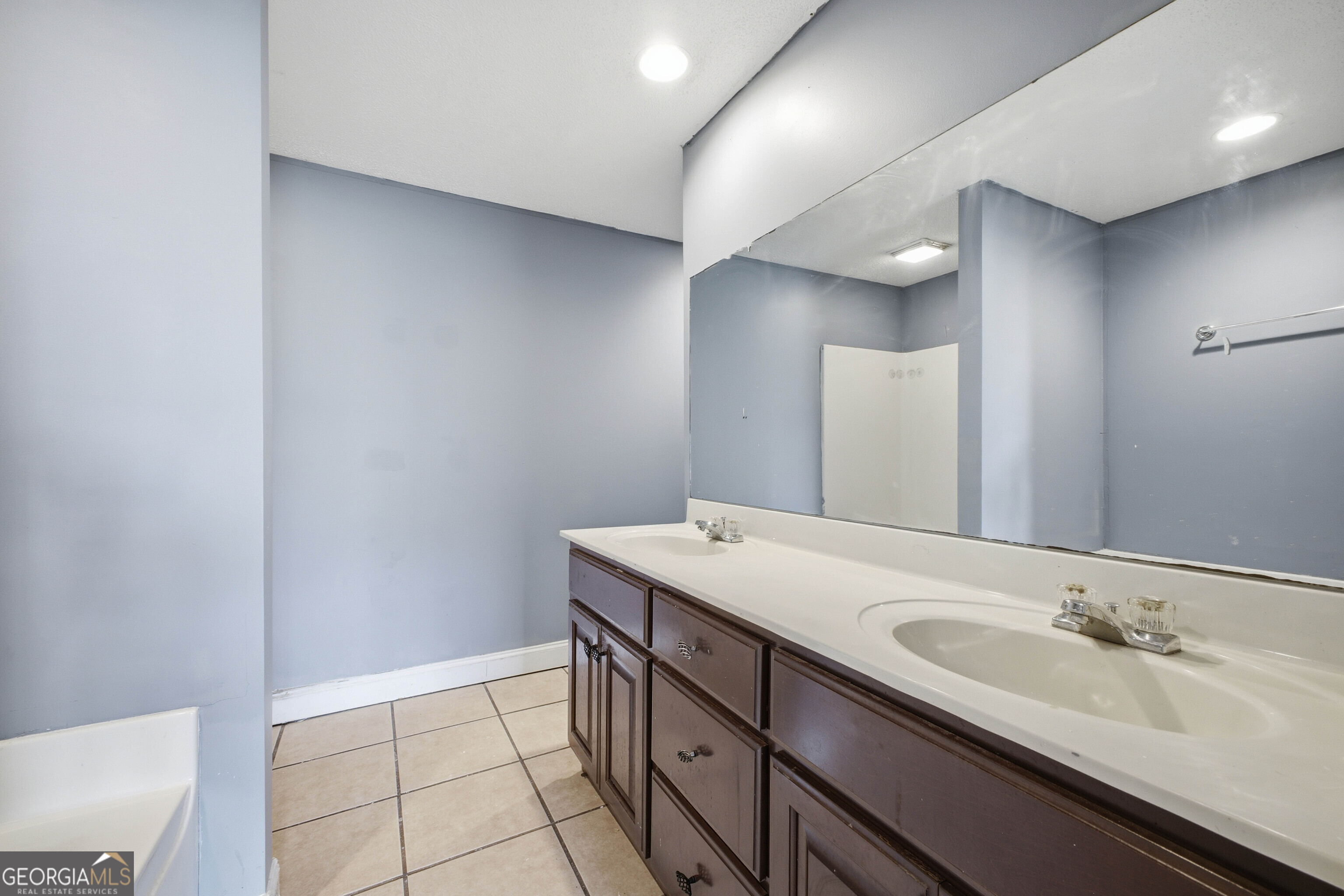201 Briarwood Circle Property Photo 15