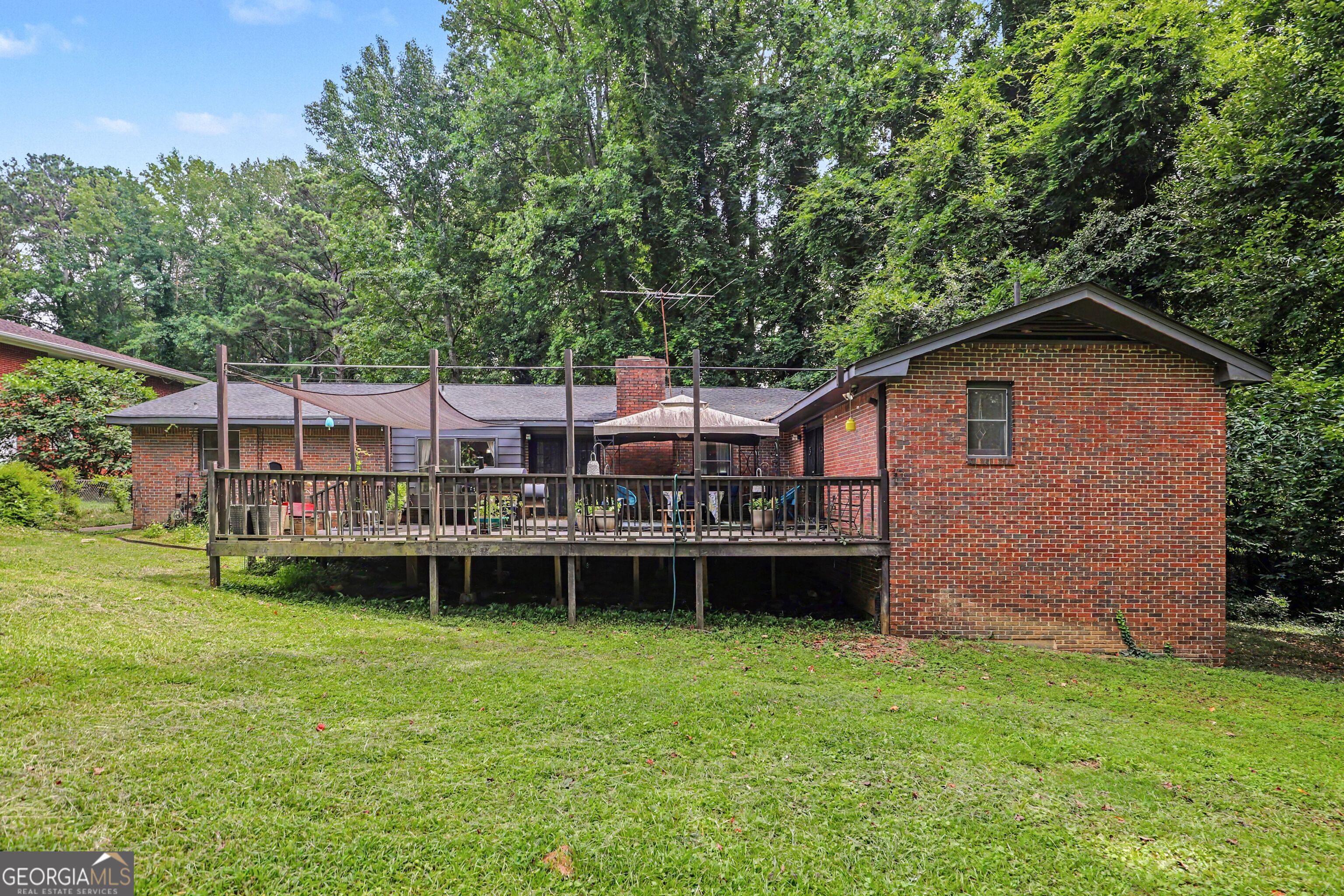 779 Pinehurst Drive Property Photo 28