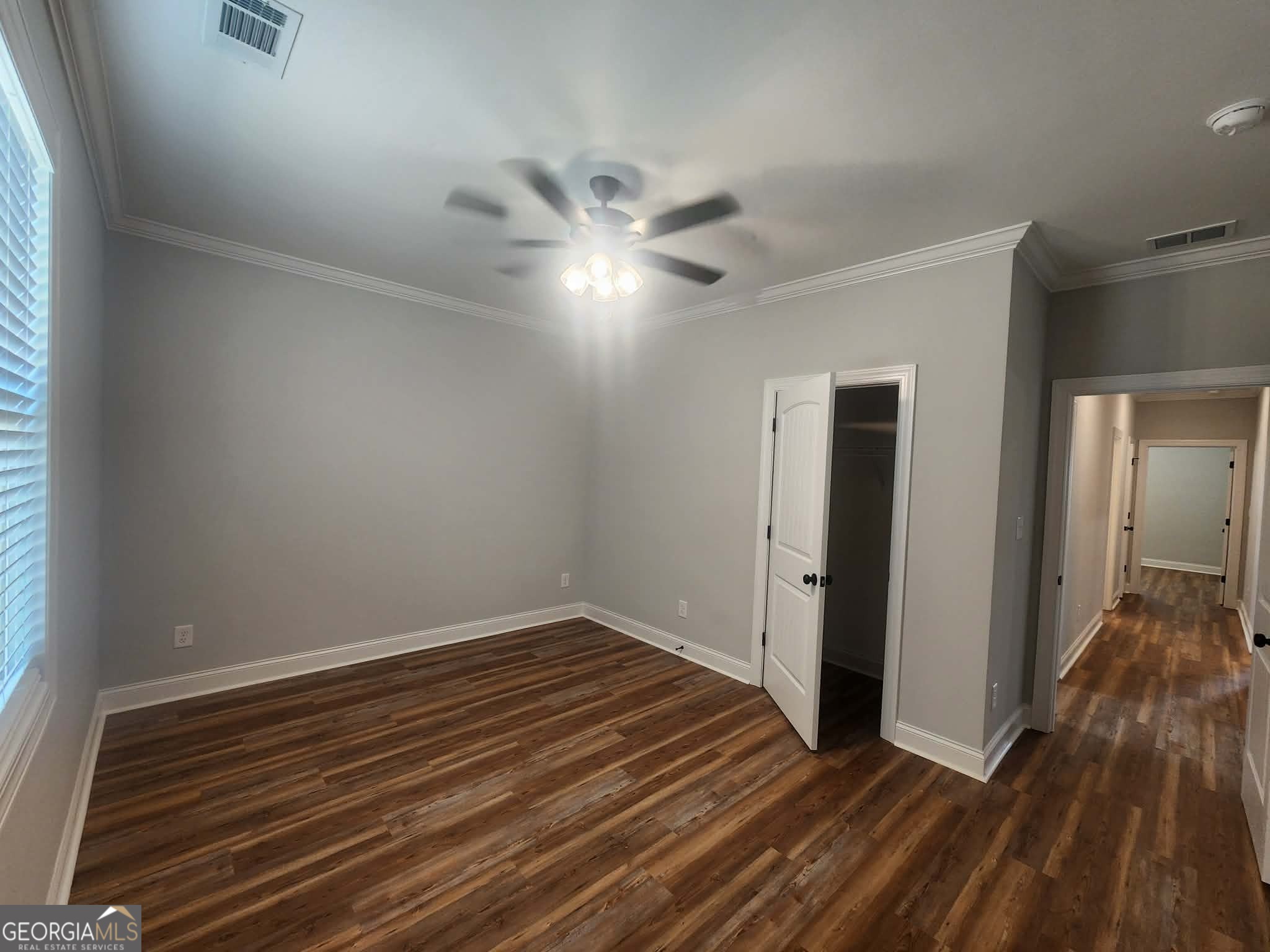 303 Firelight Drive Property Photo 8