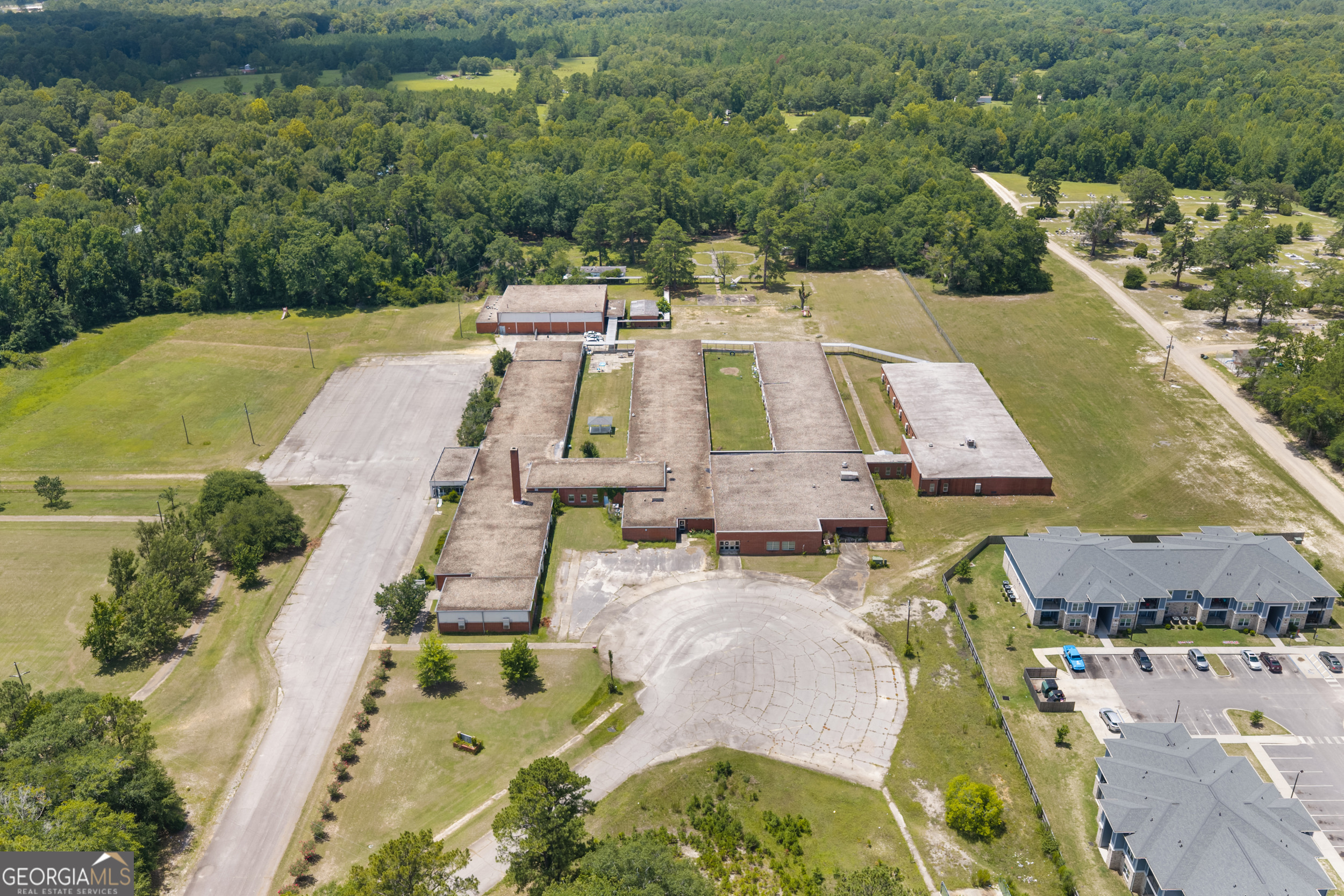220 Landrum Drive Property Photo 3