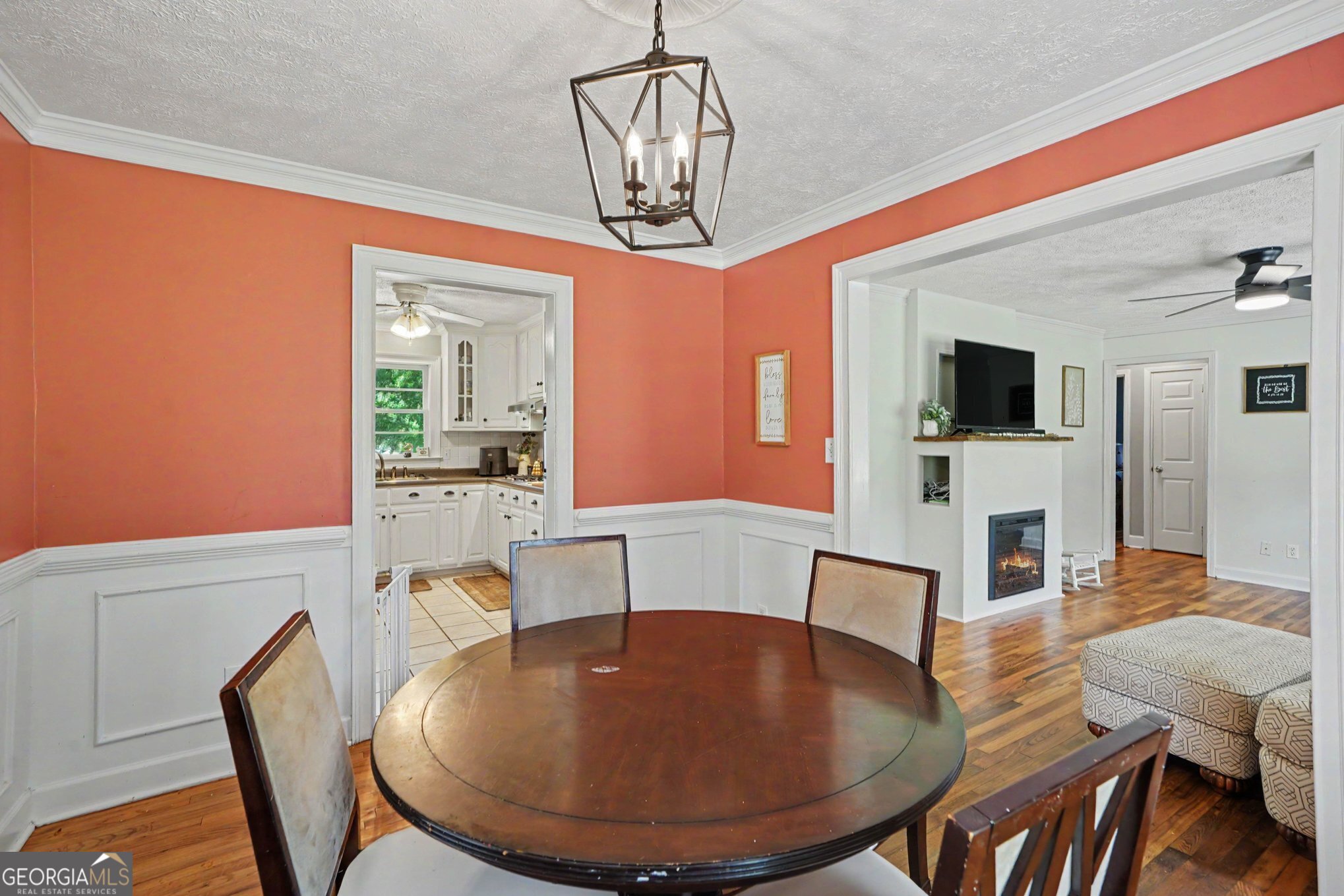1337 Greenview Drive Property Photo 8