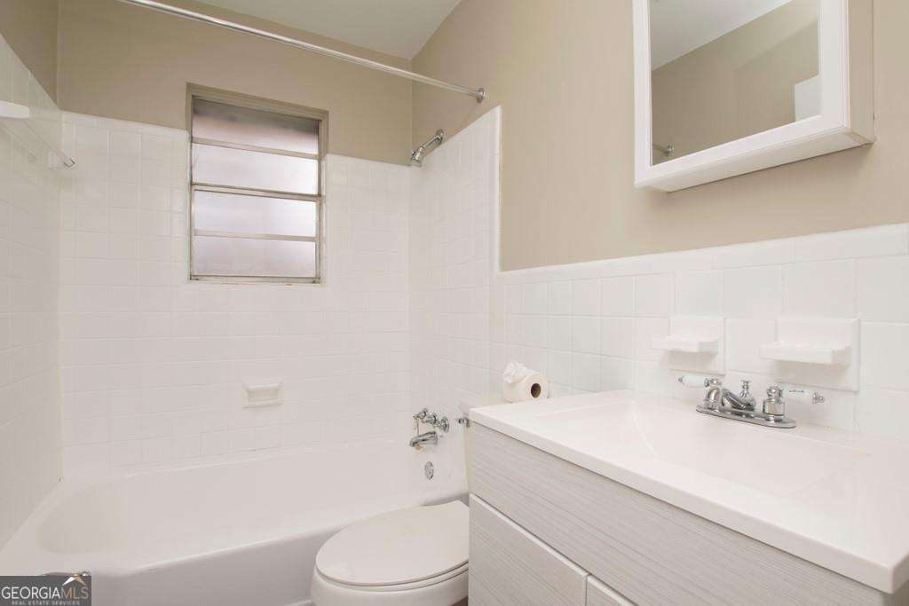 3660 Peachtree Road Ne # E4 Property Photo 11