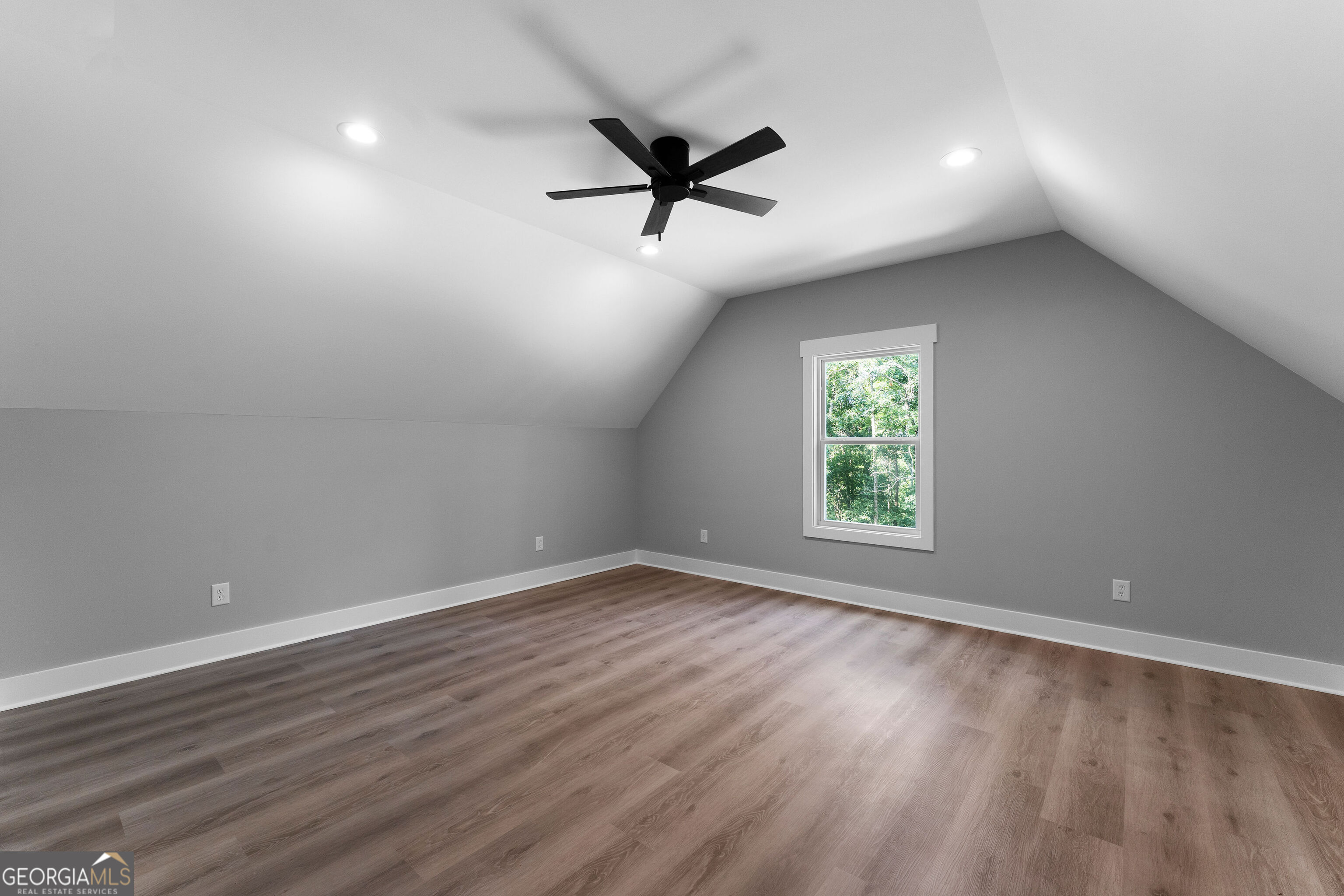 220 Long Road Property Photo 32
