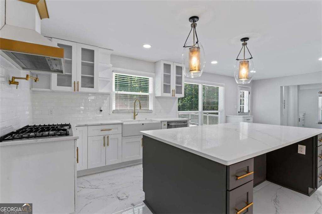 2023 Stoneleigh Drive Property Photo 20