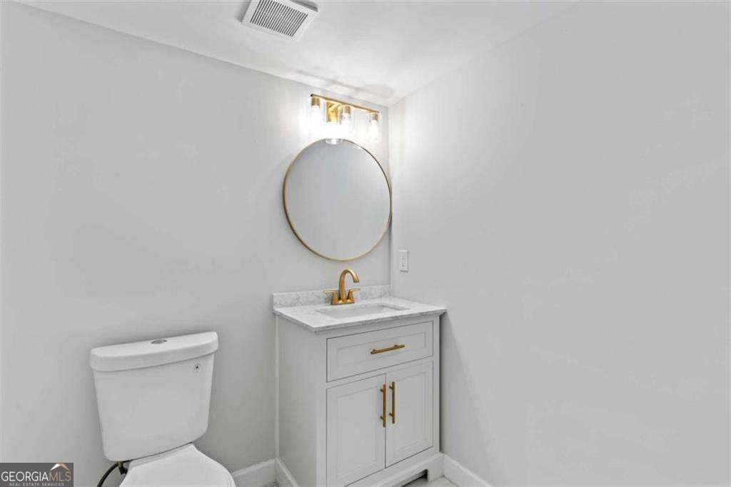 2023 Stoneleigh Drive Property Photo 32