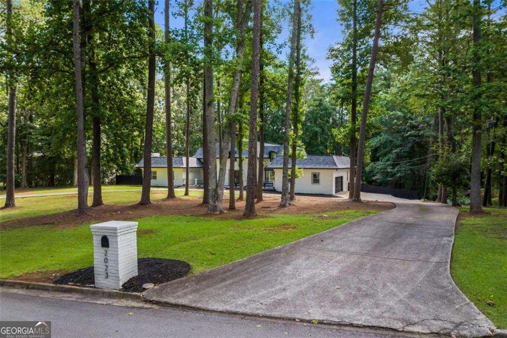 2023 Stoneleigh Drive Property Photo 44