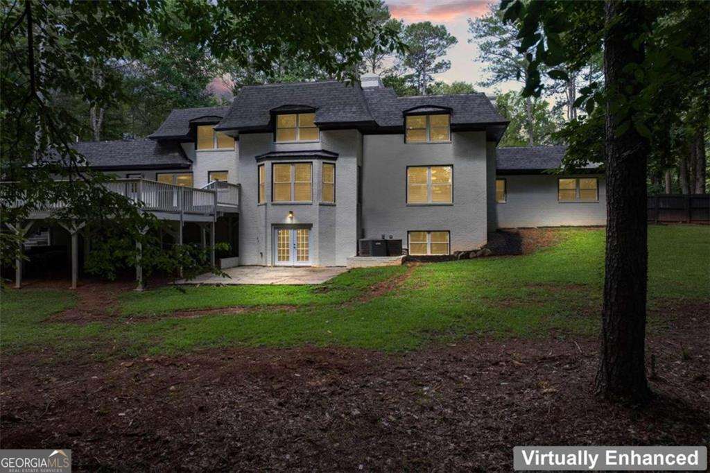 2023 Stoneleigh Drive Property Photo 45