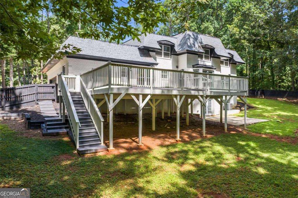 2023 Stoneleigh Drive Property Photo 49