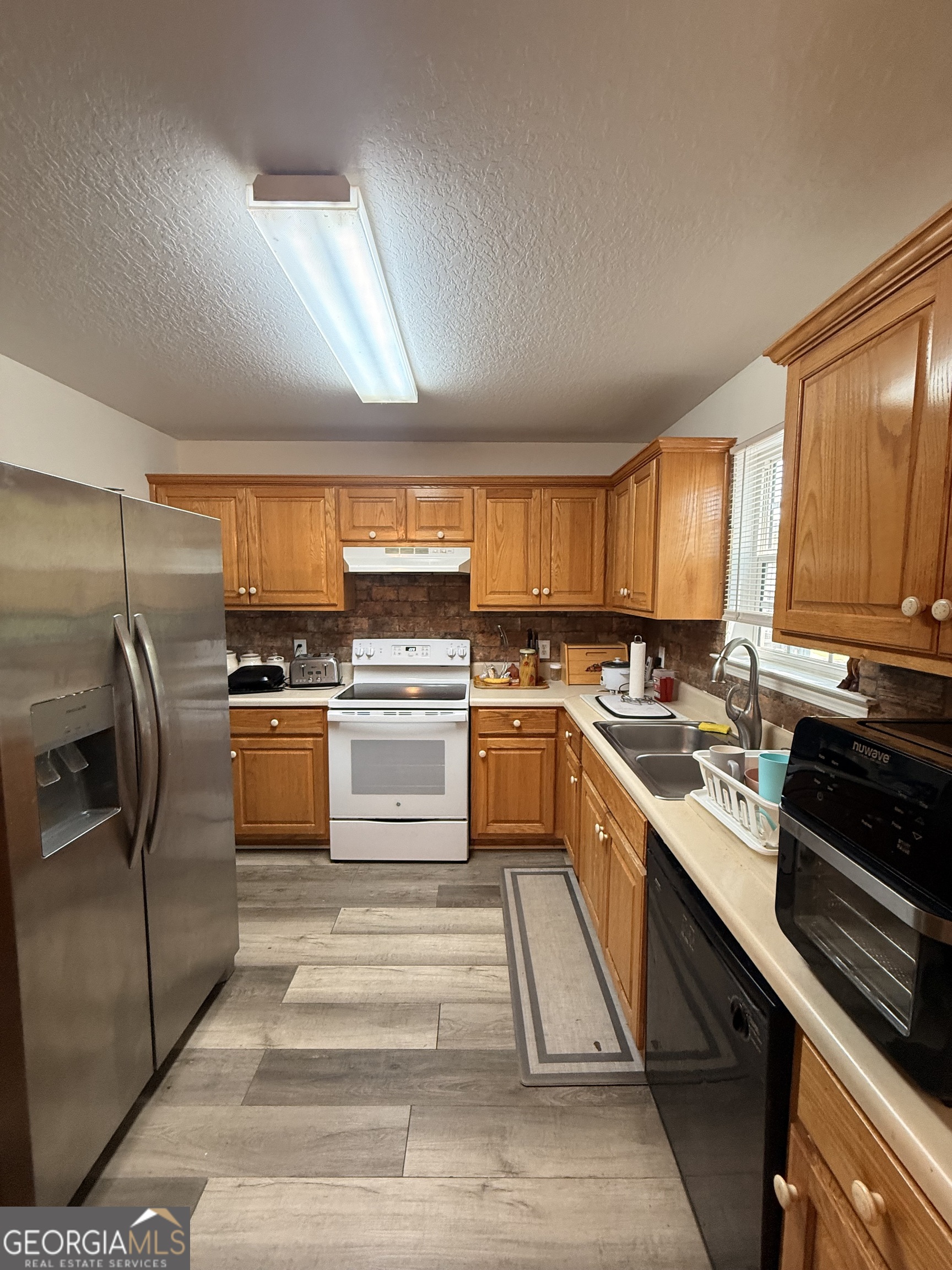 305 Townview Drive Property Photo 2