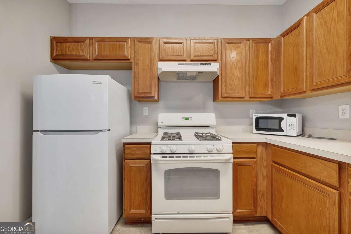 834 Ash Street Property Photo 11