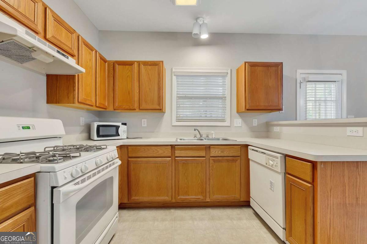 834 Ash Street Property Photo 12