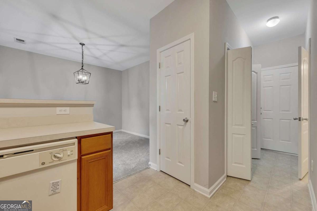 834 Ash Street Property Photo 13