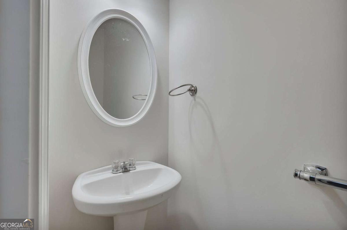 834 Ash Street Property Photo 15