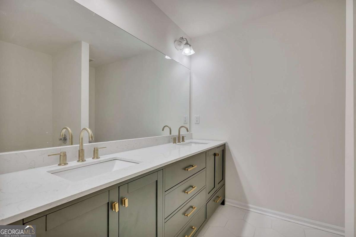 834 Ash Street Property Photo 19