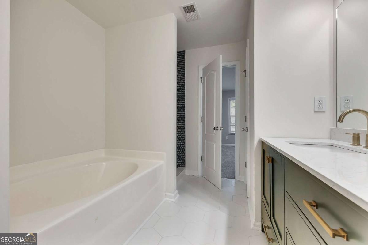 834 Ash Street Property Photo 20