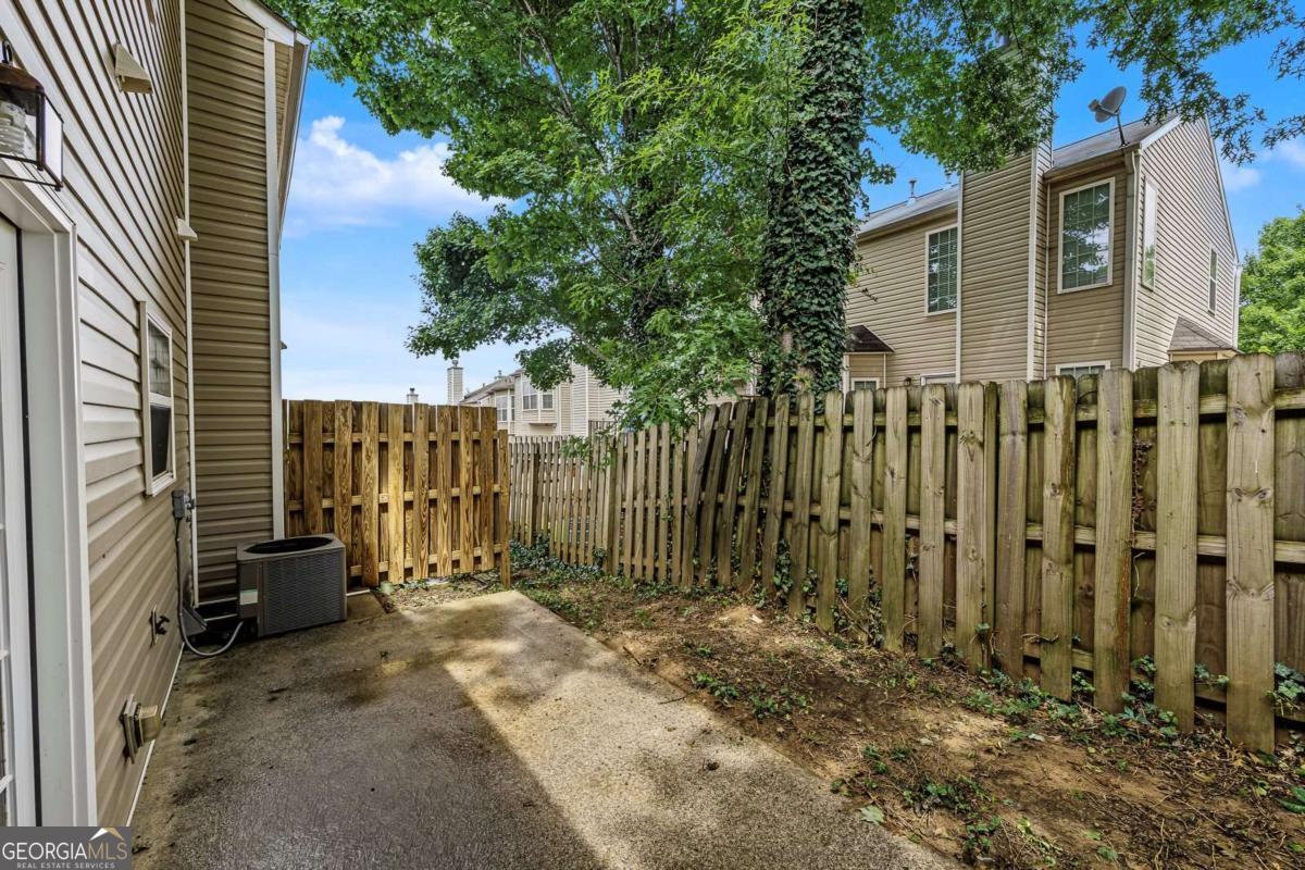 834 Ash Street Property Photo 24