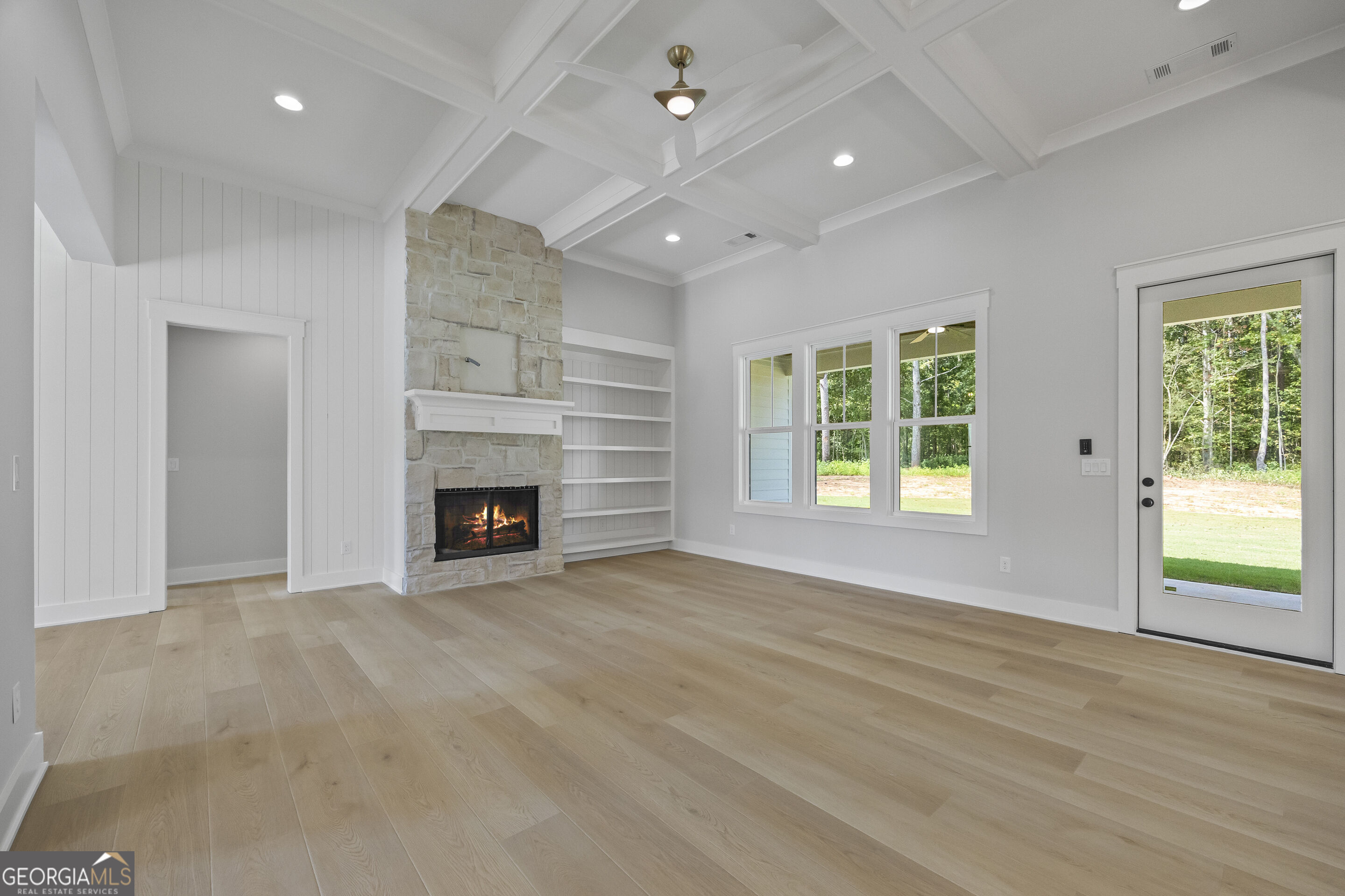 4705 H D Atha Road Property Photo 5