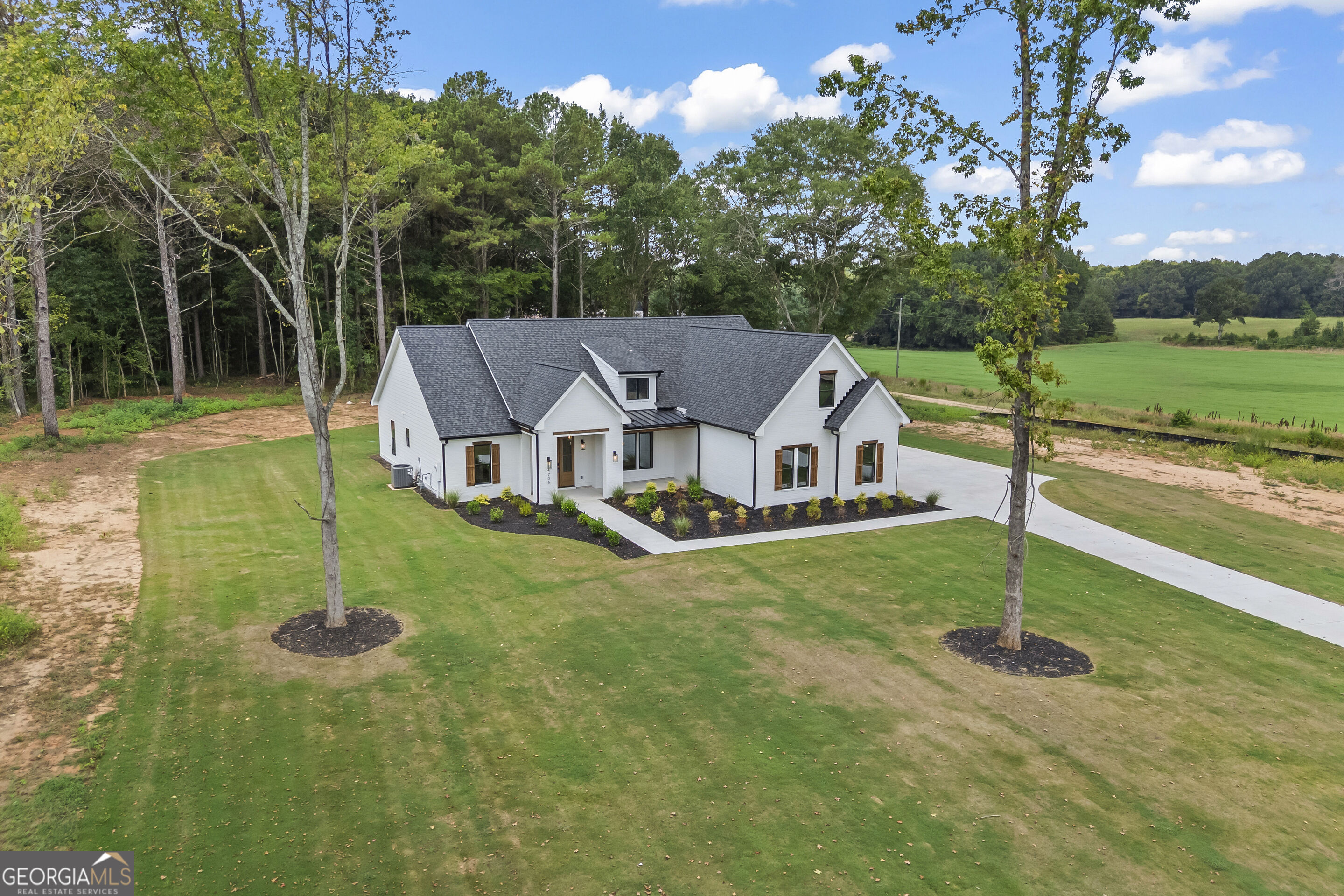 4705 H D Atha Road Property Photo 11