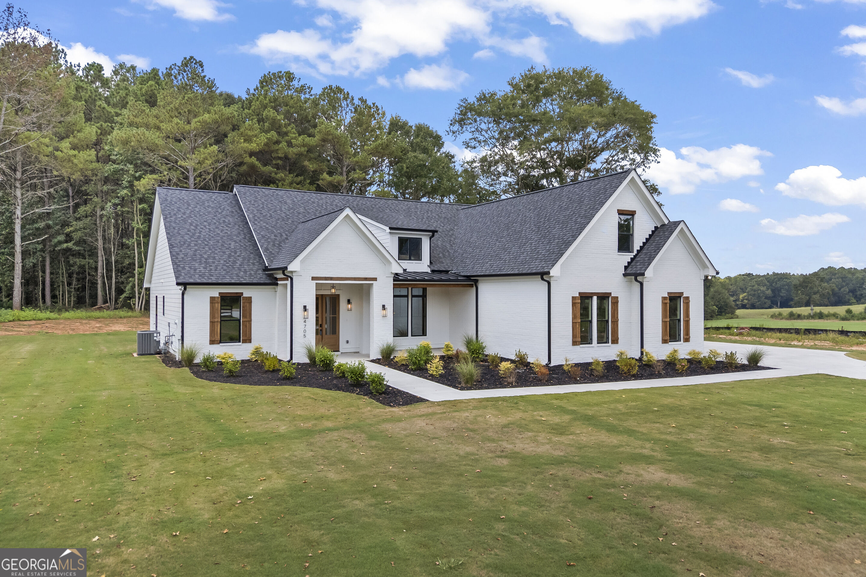 4705 H D Atha Road Property Photo 13