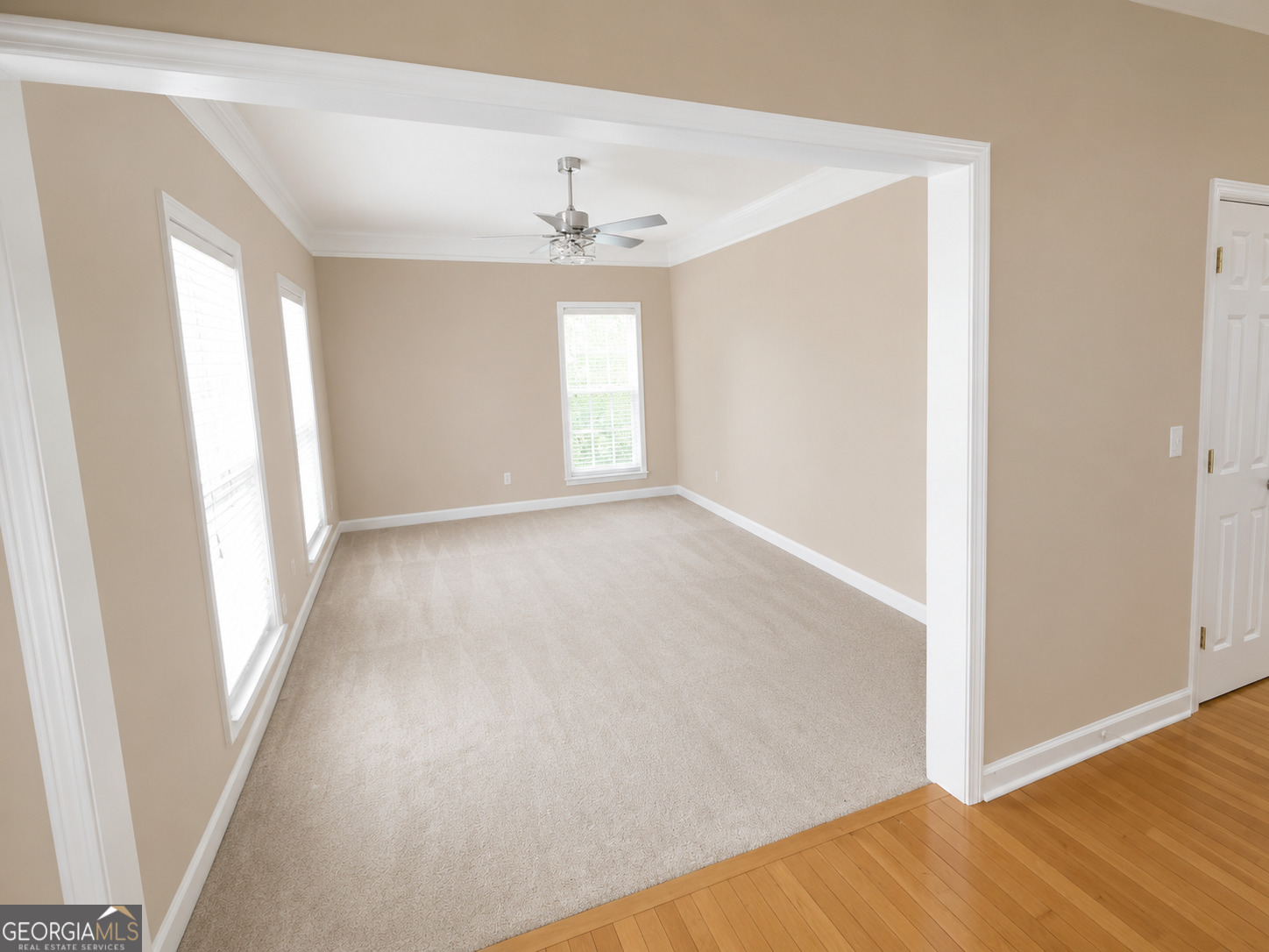 825 Stoneglen Court Property Photo 5