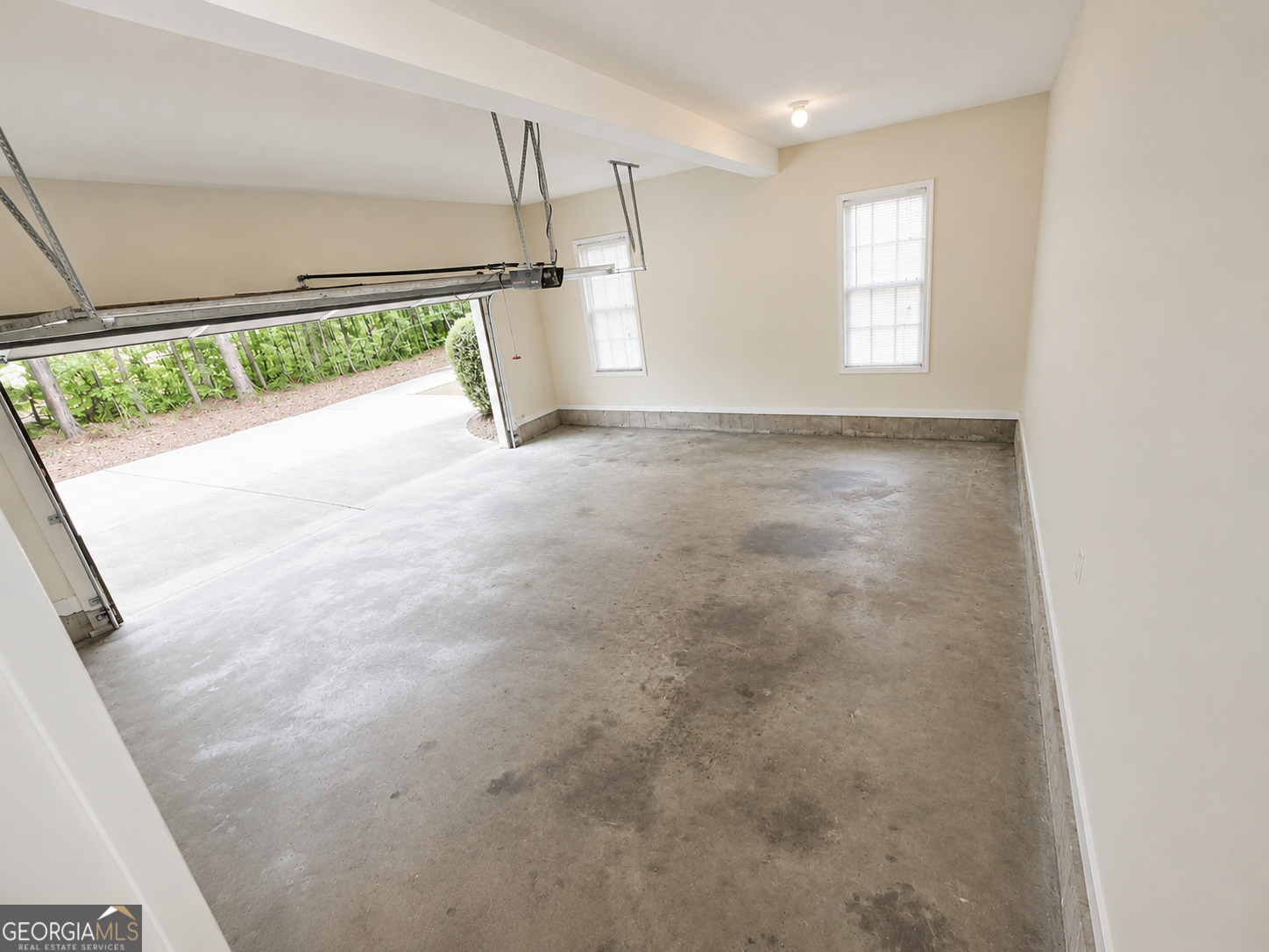 825 Stoneglen Court Property Photo 17