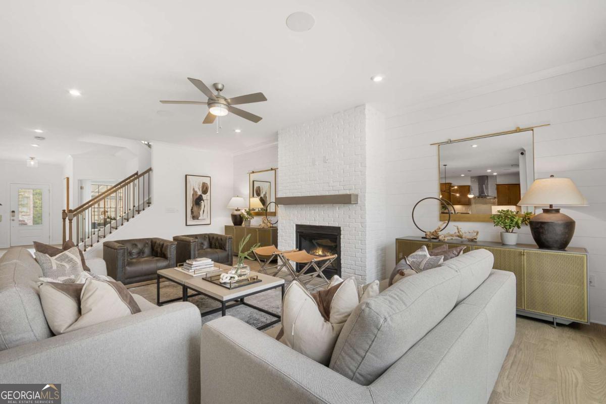 4396 Azalea Ridge Way Property Photo 7