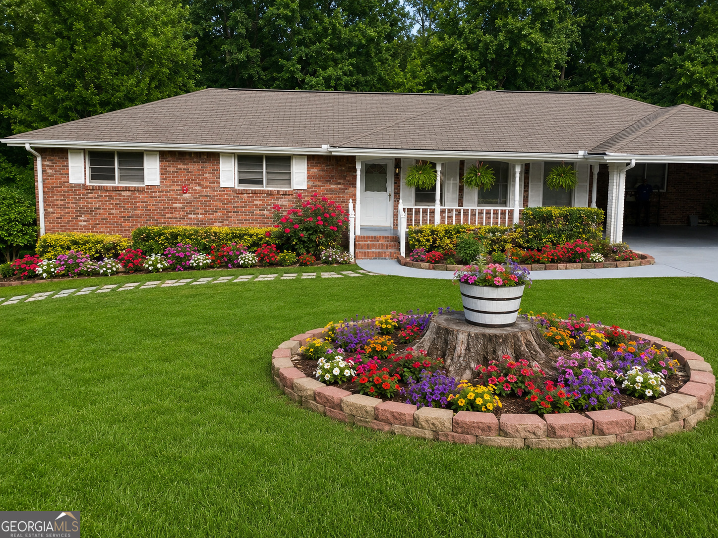 3965 Gloucester Drive Property Photo 1