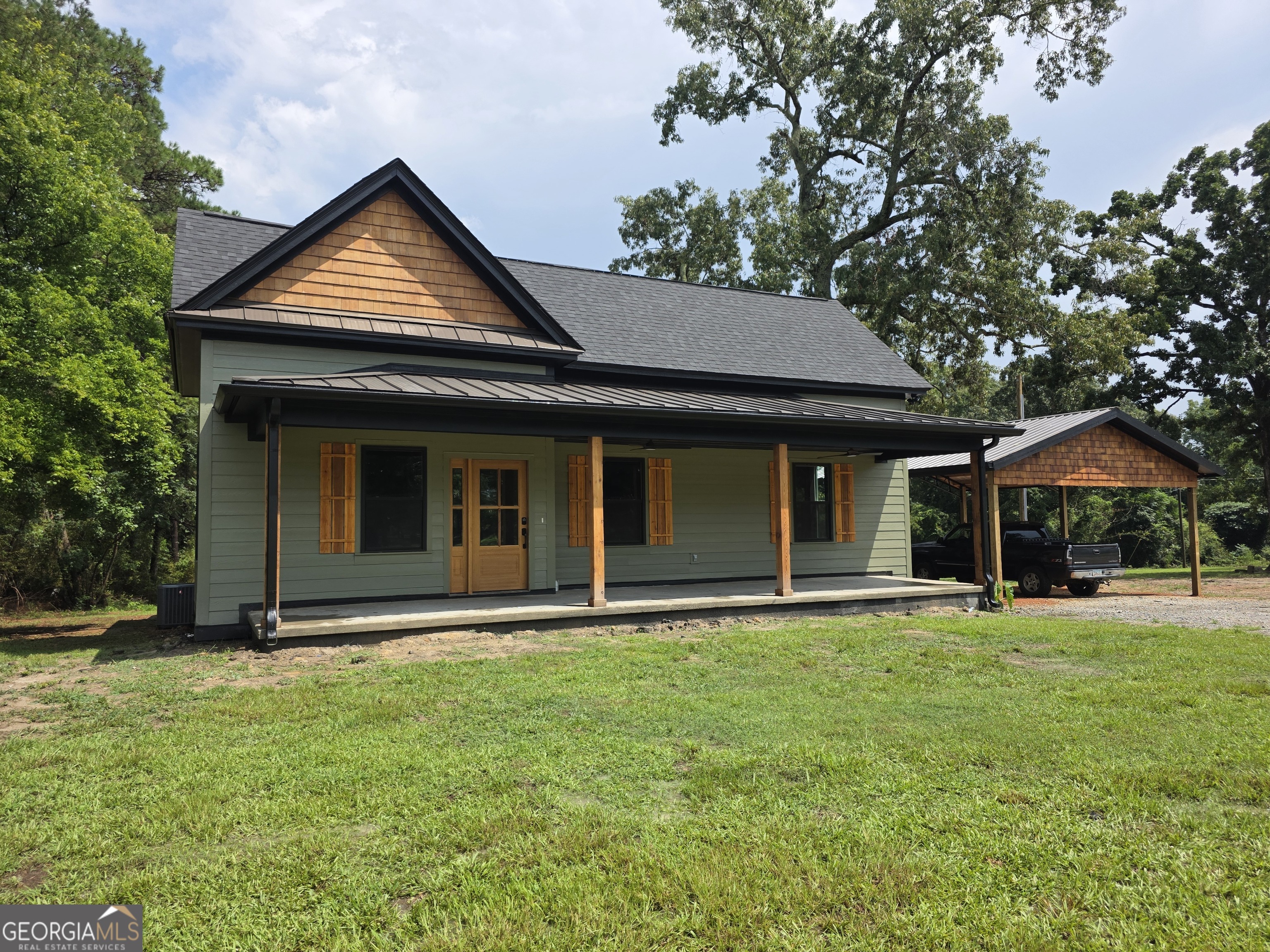 3256 Thomson Hwy