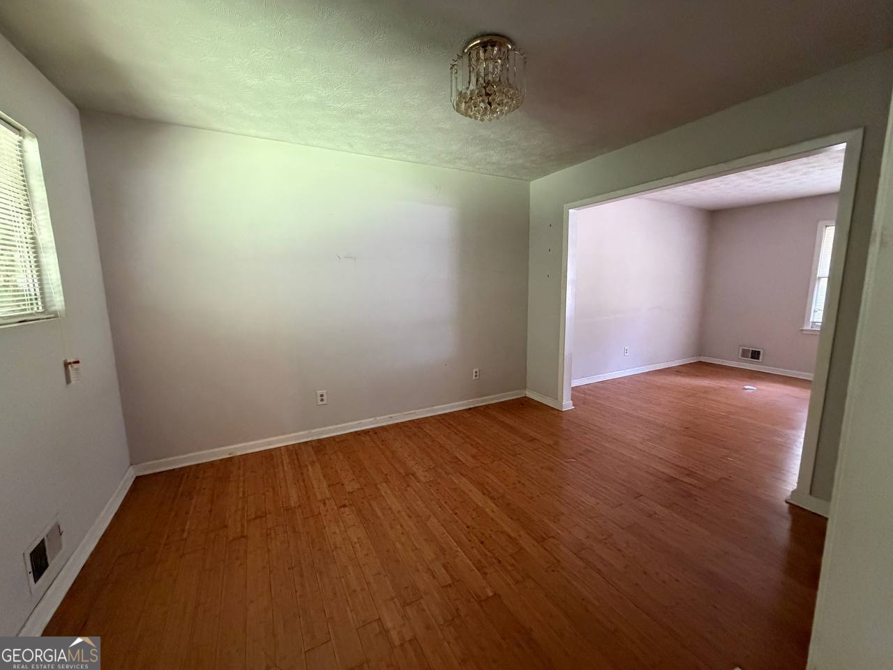 221 Lucan Way Property Photo 42