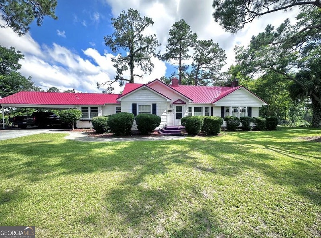 401 Lee Street Property Photo 1