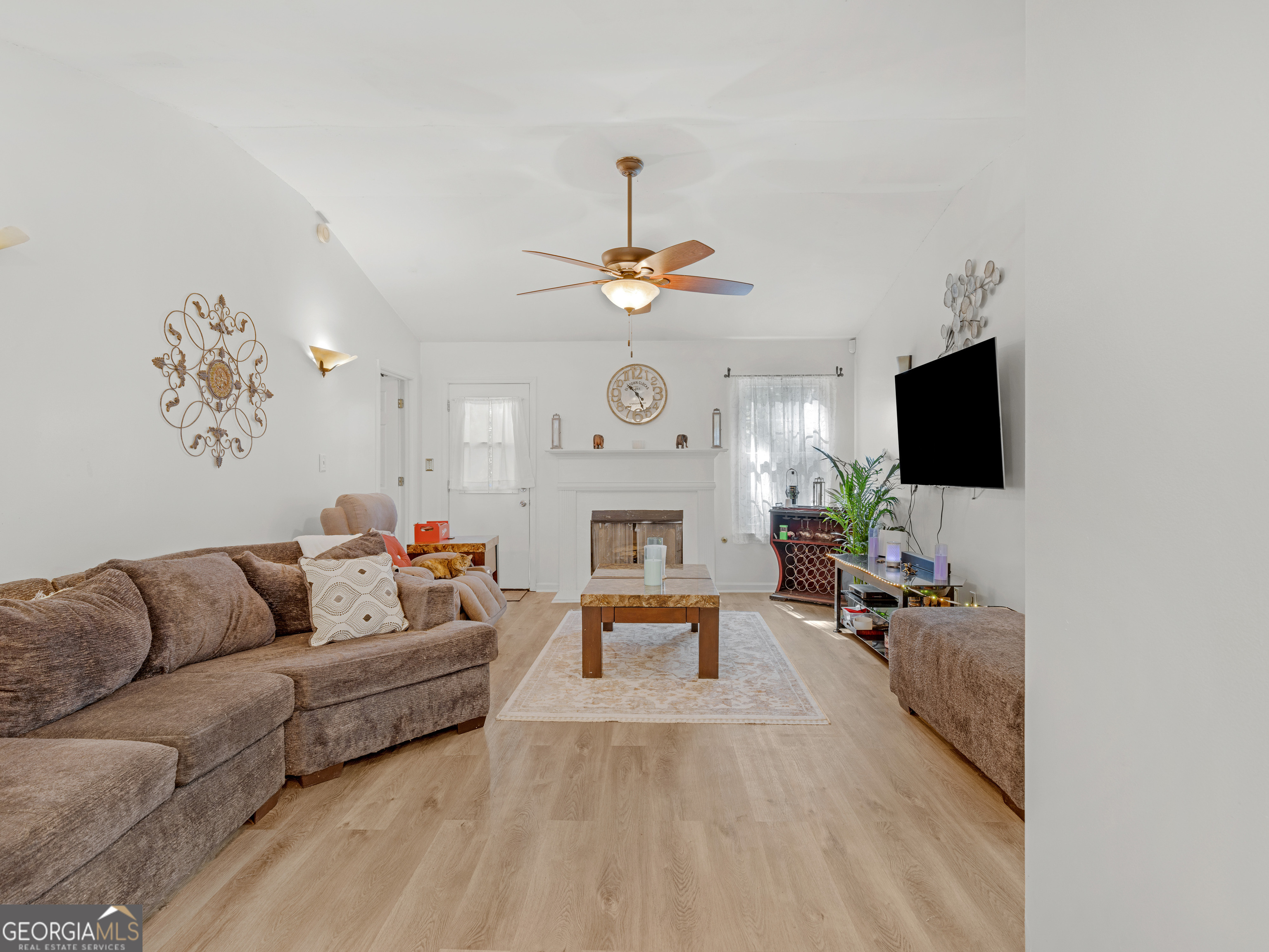 212 Brandon Ridge Circle Property Photo 4