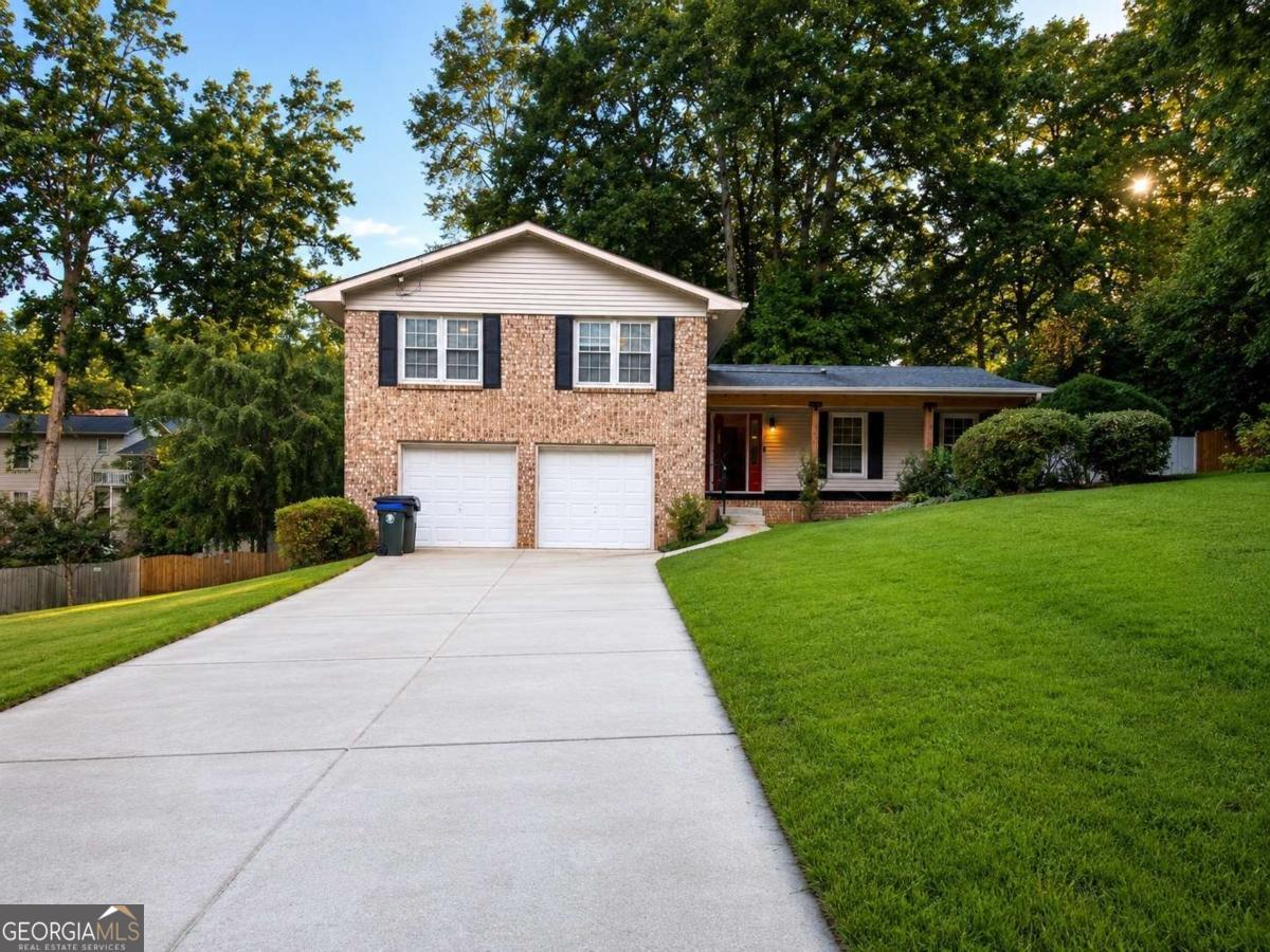 4081 Longview Drive Property Photo 1