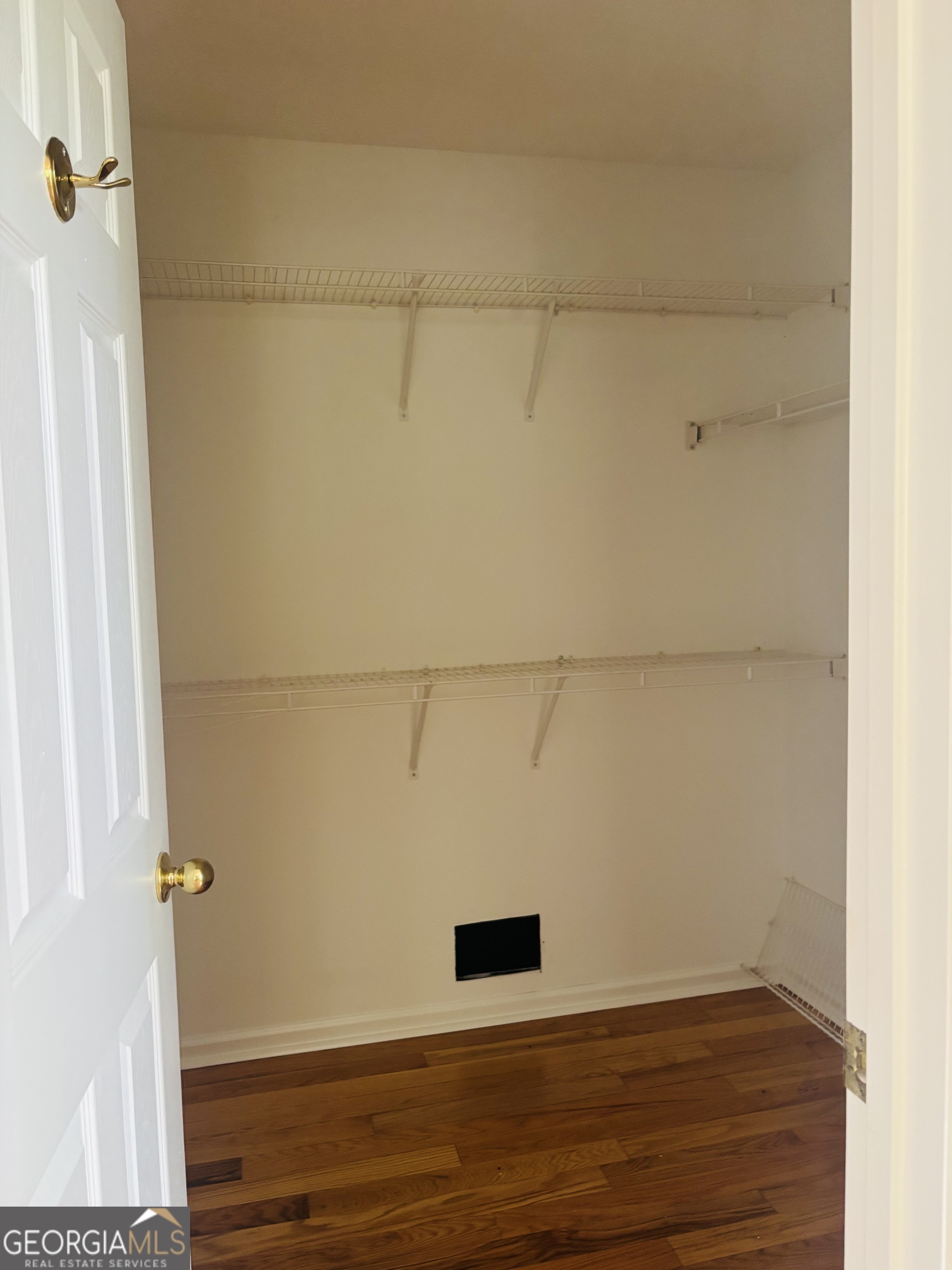 3799 Jonathans Roost Road Property Photo 10