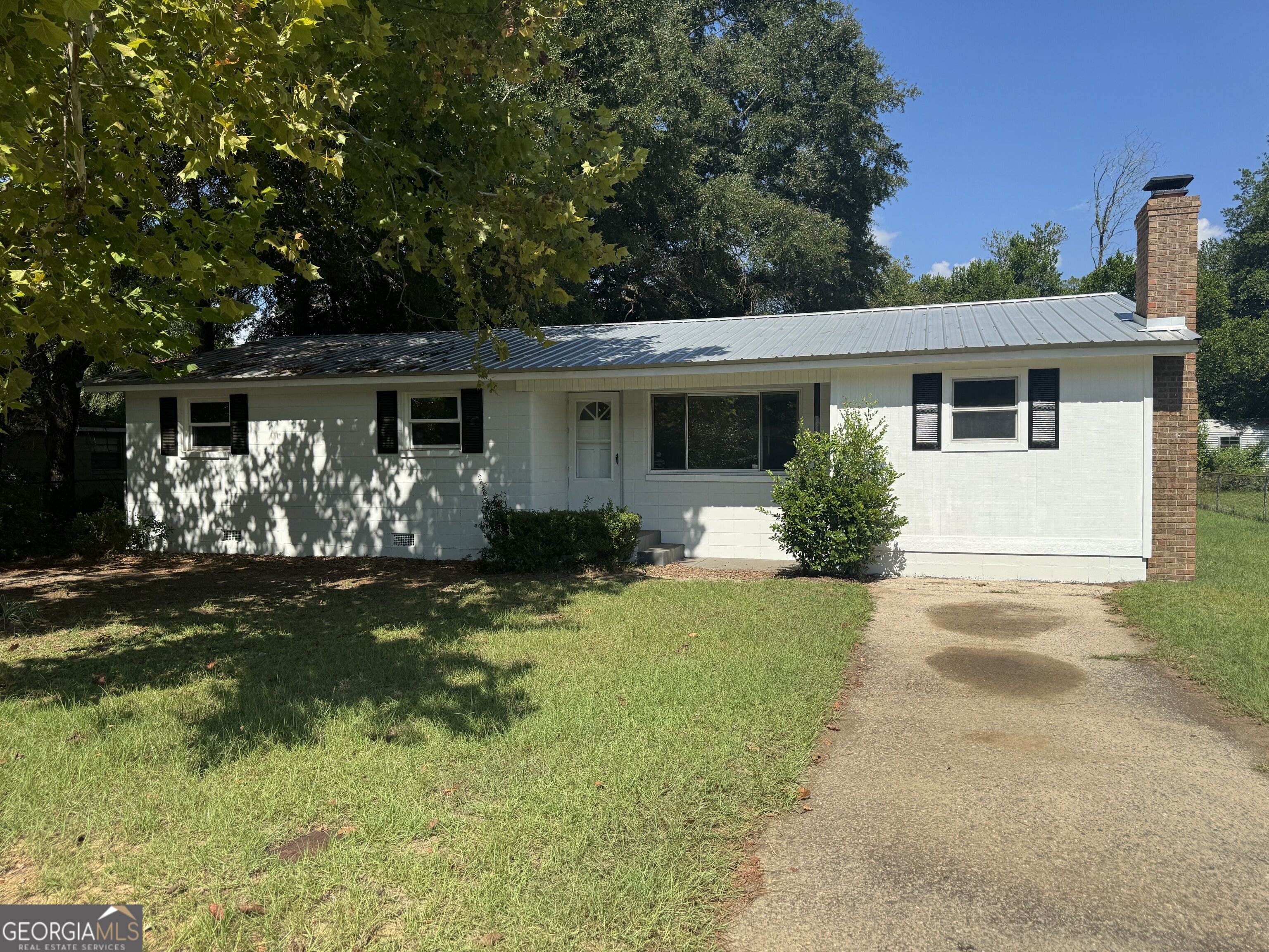 110 Pinecone Drive Property Photo 1