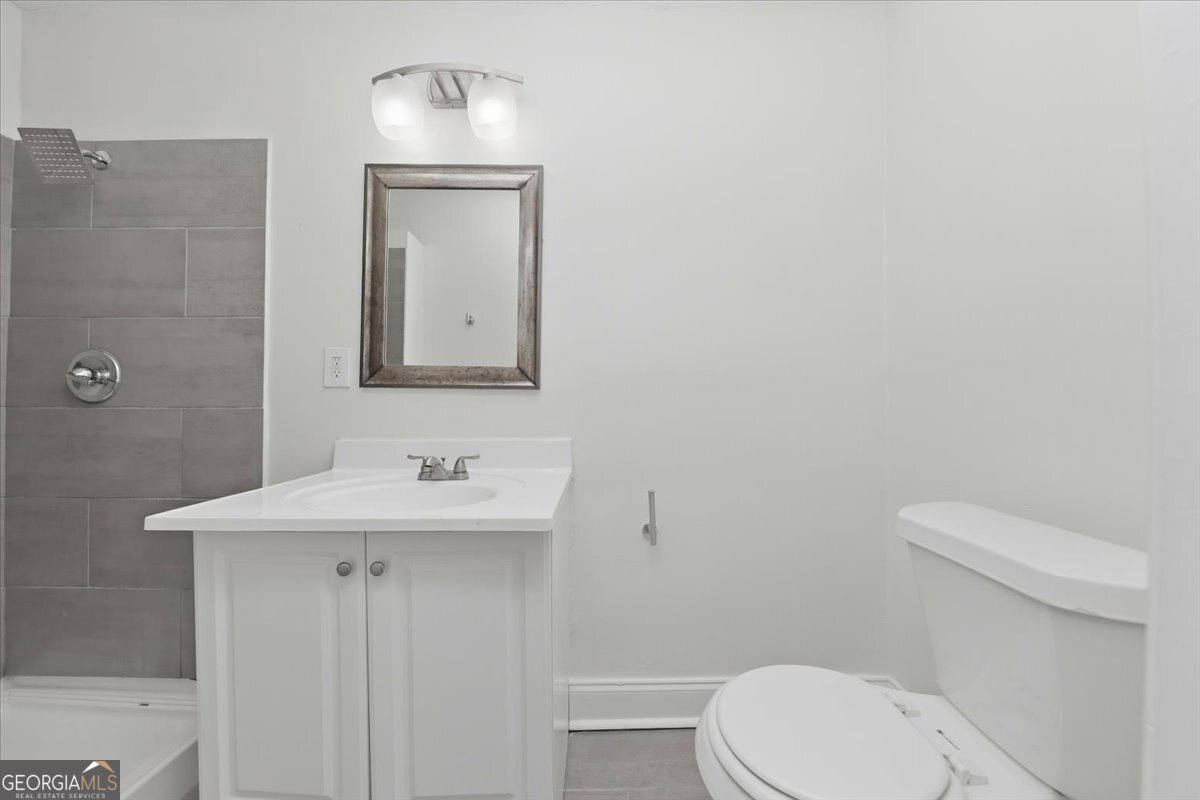 2153 Burroughs Avenue Se Property Photo 12