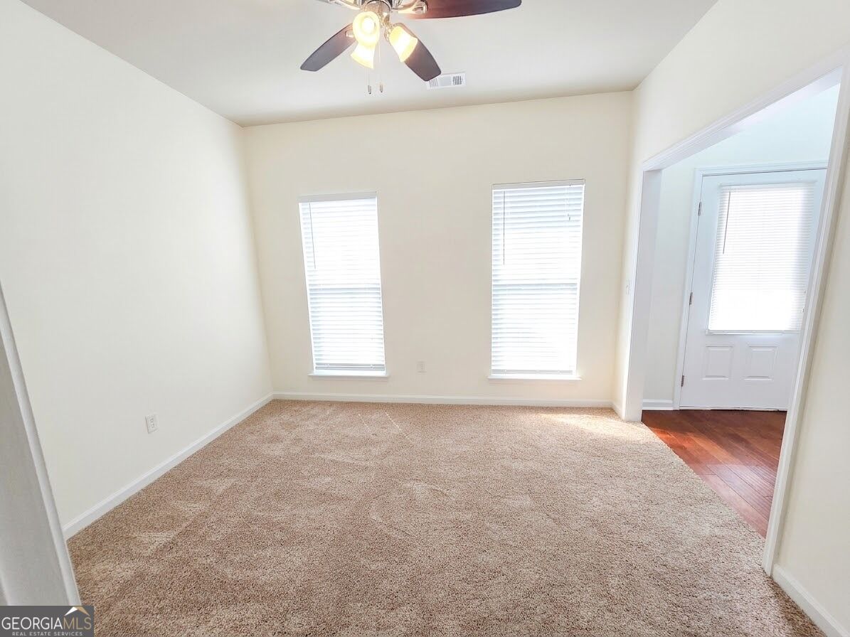 105 Boston Court Property Photo 6